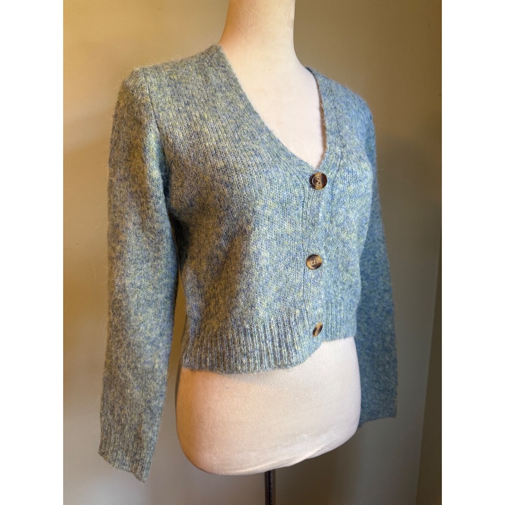 Tahari Cropped Cardigan Sweater Sage Knit M NEW boho whimsi dainty costal cozy y